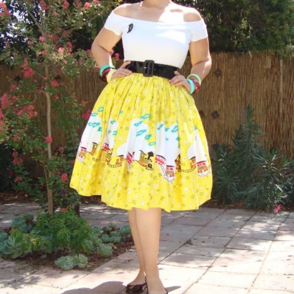 Pinup Girl Clothing Mary Blair Trains Jenny Skirt Small